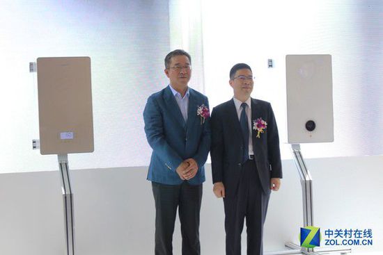 見證非凡采暖科技 萬和新品亮相中國供熱展