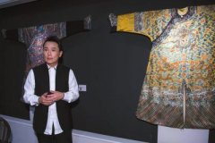張信哲北京辦明清織繡服飾展