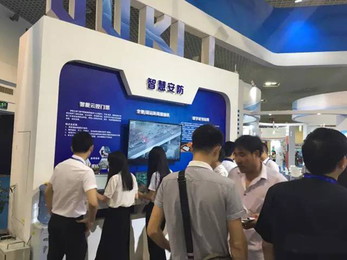 廈門(mén)物聯(lián)網(wǎng)博覽亮相一路無(wú)人值守智慧停車(chē)(圖8)